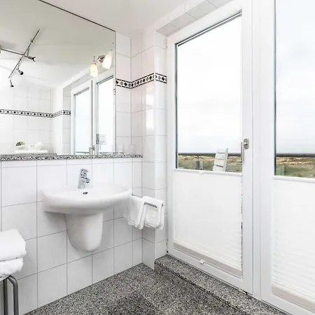 Haus Koebesine 30 *